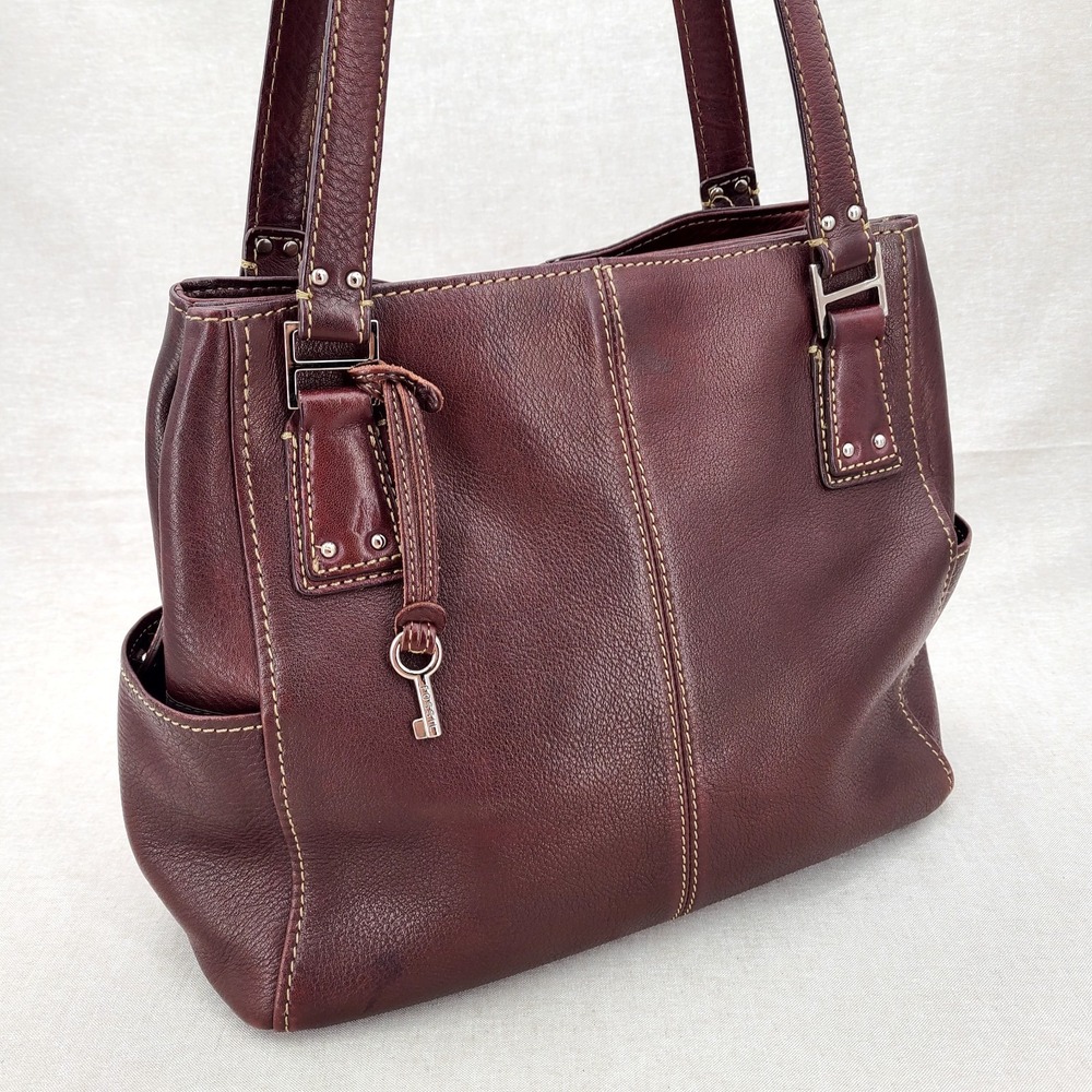 Fossil Genuine Leather Shoulder Bag Tote Purse Dark Brown Key Charm 75082